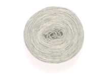 Load image into Gallery viewer, Fölgrár Plötulopi - 1026 - Heilt búnt (2kg)