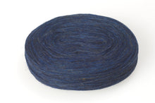 Load image into Gallery viewer, Dökkblá samkemba Plötulopi - 1432 - Heilt búnt (2kg)