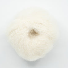Load image into Gallery viewer, Fluff - Snow