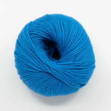 Load image into Gallery viewer, Cuddle me cotton - Falling for you blue