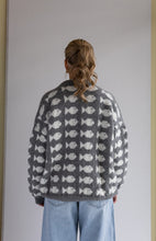 Load image into Gallery viewer, Fishy sweater women - Kit
