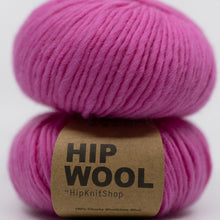 Load image into Gallery viewer, Hip Wool - Hubba Bubba Pink
